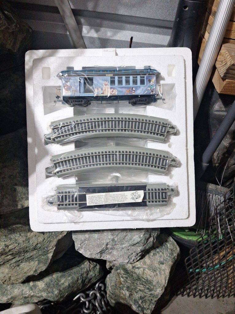 Disney Caboose Tracks