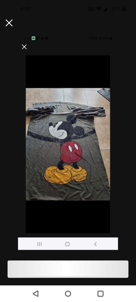 Mickey Mouse Throw Robe