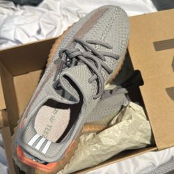 Yeezy 350 V2 Tail Light 