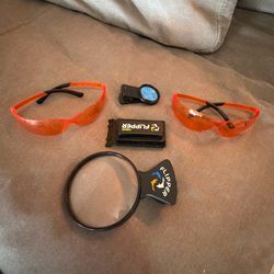 Fish tank coral viewing accessories. Magnifying glass, scraper, glasses. Fish tank aquarium