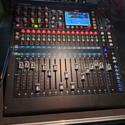 Allen & Heath QU-16 Chrome Edition Digital Mixer 