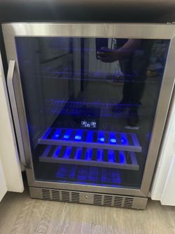 Mini fridge