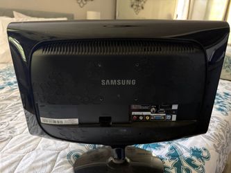 TV/ monitor