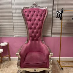 Pink throne chair