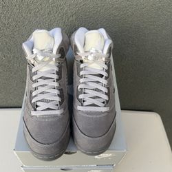 Jordan 5 Wolf Grey