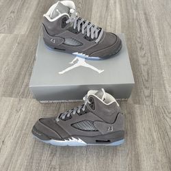 Jordan 5 retro wolf grey GS 5.5y and 6.5y new