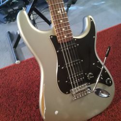 Fender Road Worn Stratocaster 