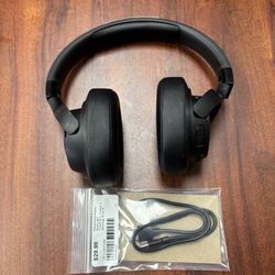 JBL  Headphones W/charger 