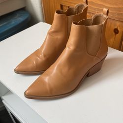 Ladies Boots