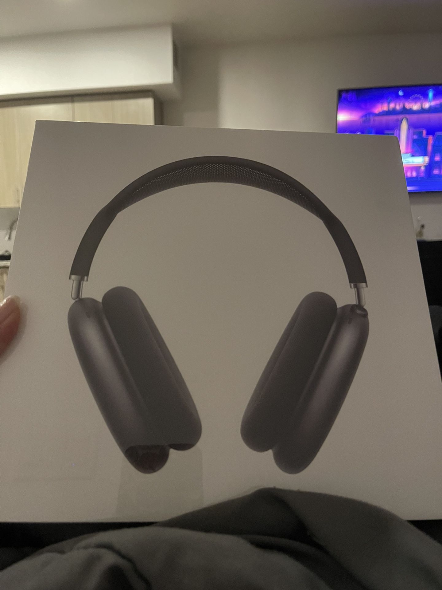 Refurbished AIRPOD MAX-NEW $300 Box Not Open 