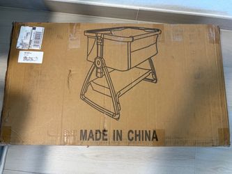 New Unopened Baby Bassinet