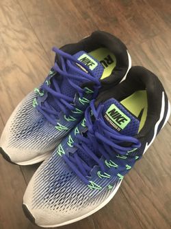 Nike Zoom Pegasus 33 size 9
