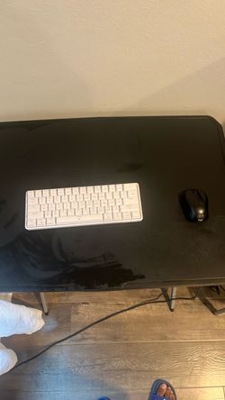 White Compact 65% Mechanical Keyboard