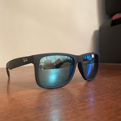 Ray-Ban RB4165 Justin Color Mix Sunglasses – Gently Used / Like New