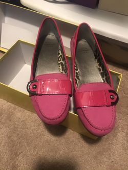 Womens Circa Flats- Size 7.5