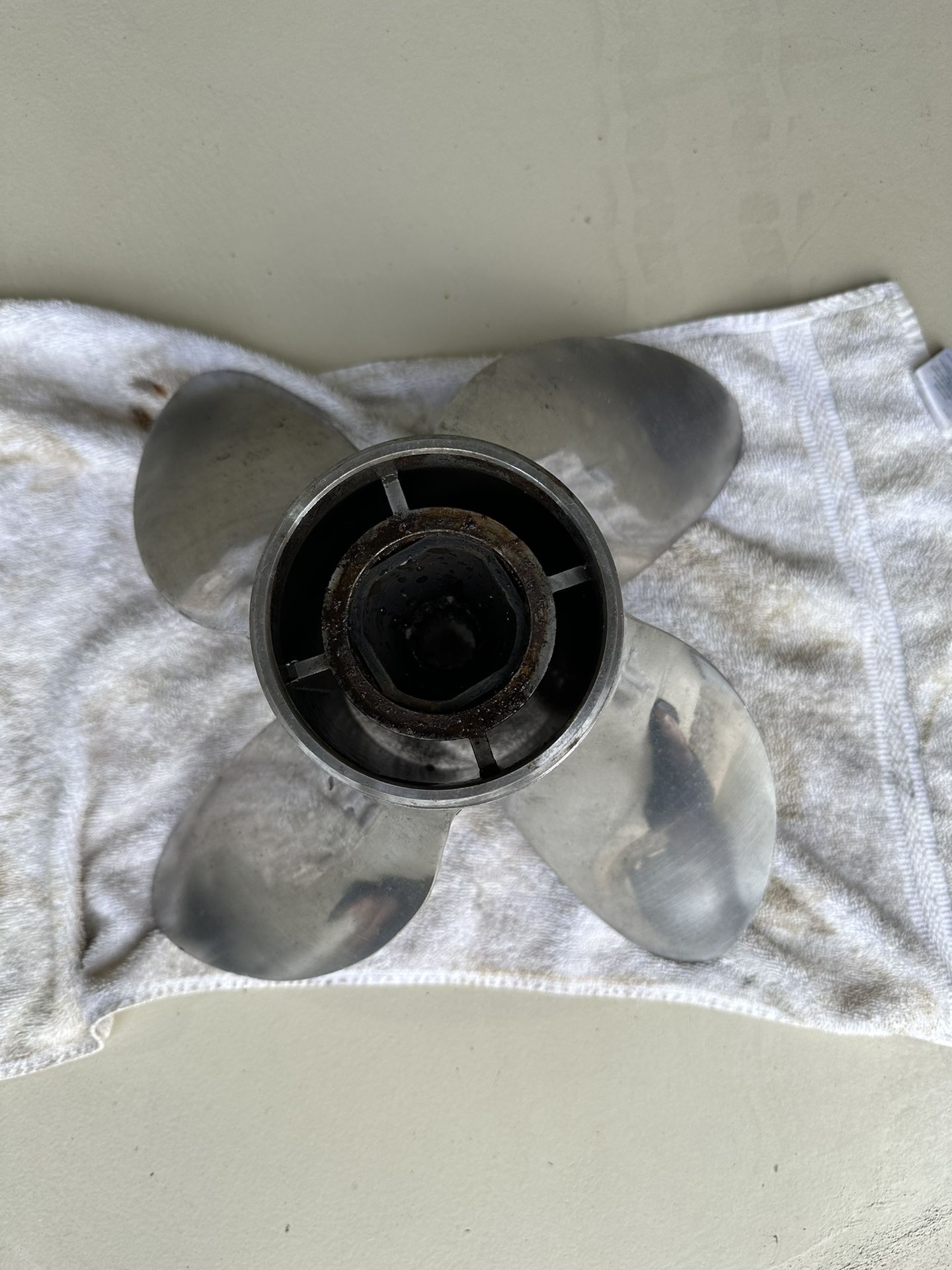 Four Blade Hydromotive Intimidator Propeller 21 Pitch