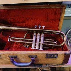 Vintage Bundy Cornet With Case