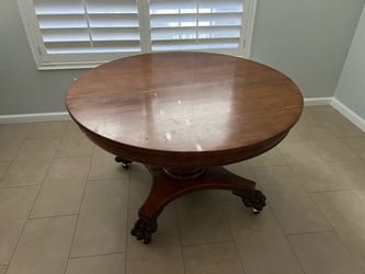 VINTAGE Large Round Wooden Table w/ Lion’s Feet