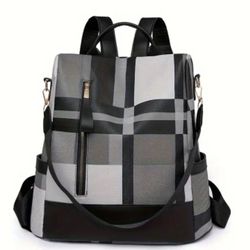 NEW UNIQUE BACKPACK 🖤 PRICE HAS BEEN REDUCED  & FIRM!! ) 