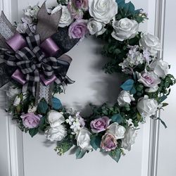 Designs BY CANDY - Roses And More