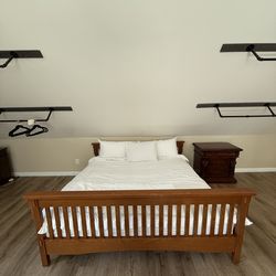 Bedroom set w/ mattress