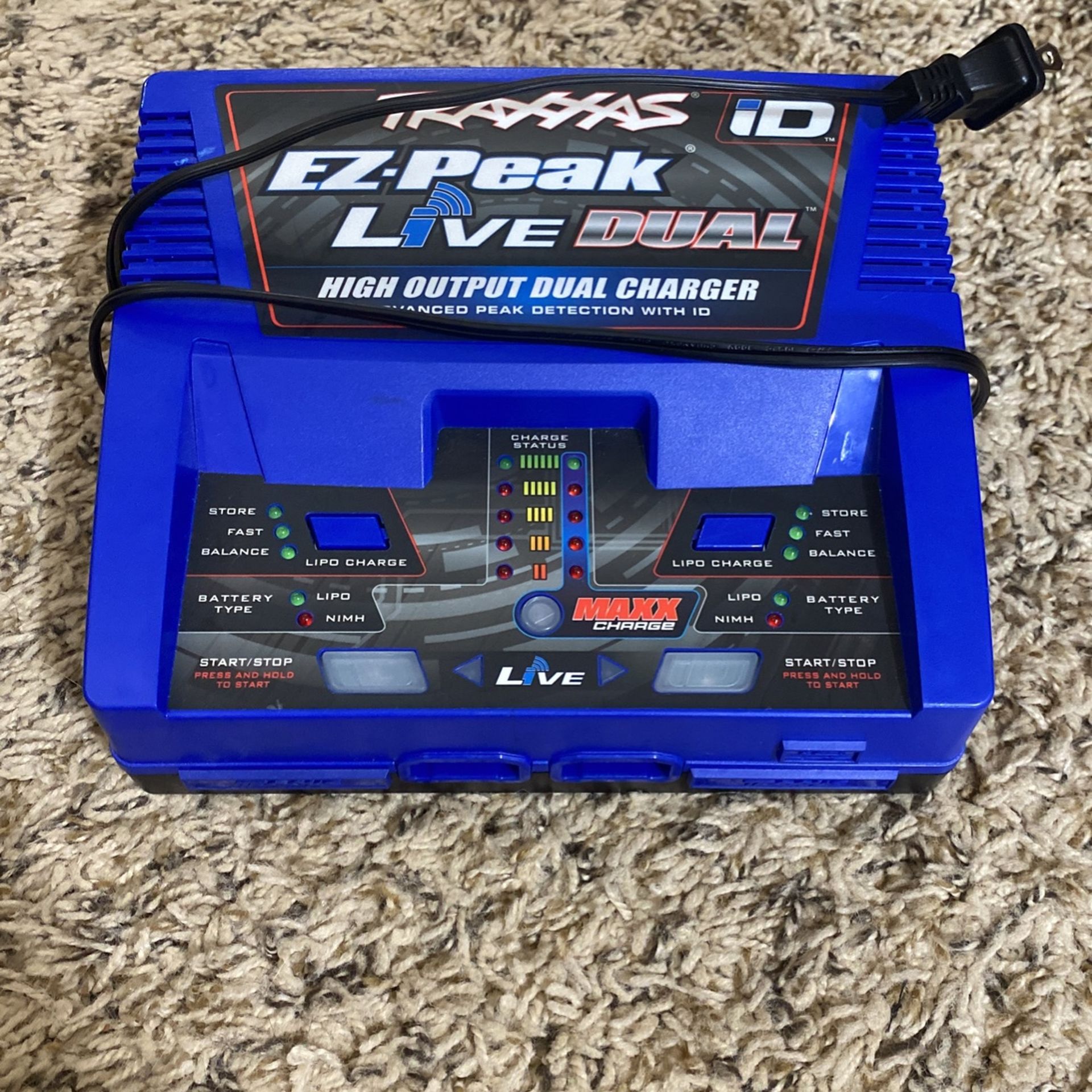 Traxxas Ez-Peak Live Dual charger and 2 2s 5800 MAH battery’s and One 4s 5000 MAH battery