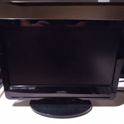 V1210 TV 18 Inches