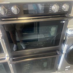 Wall OVEN DOUBLE ELECTRIC  BEAND NEW SAMSUNG AND FRIGIDAIRE  50-75% Off