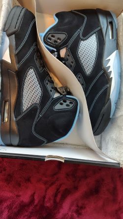 Air Jordan 5 Retro "Black University Blue" (Black Carolina) - Men's Size 10 - New