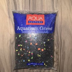 2 Bags of Fish Tank Gravel and Fish Net