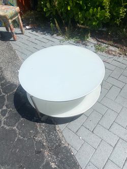 Round glass table
