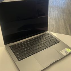 MacBook Pro 2021 16Ram 1tb