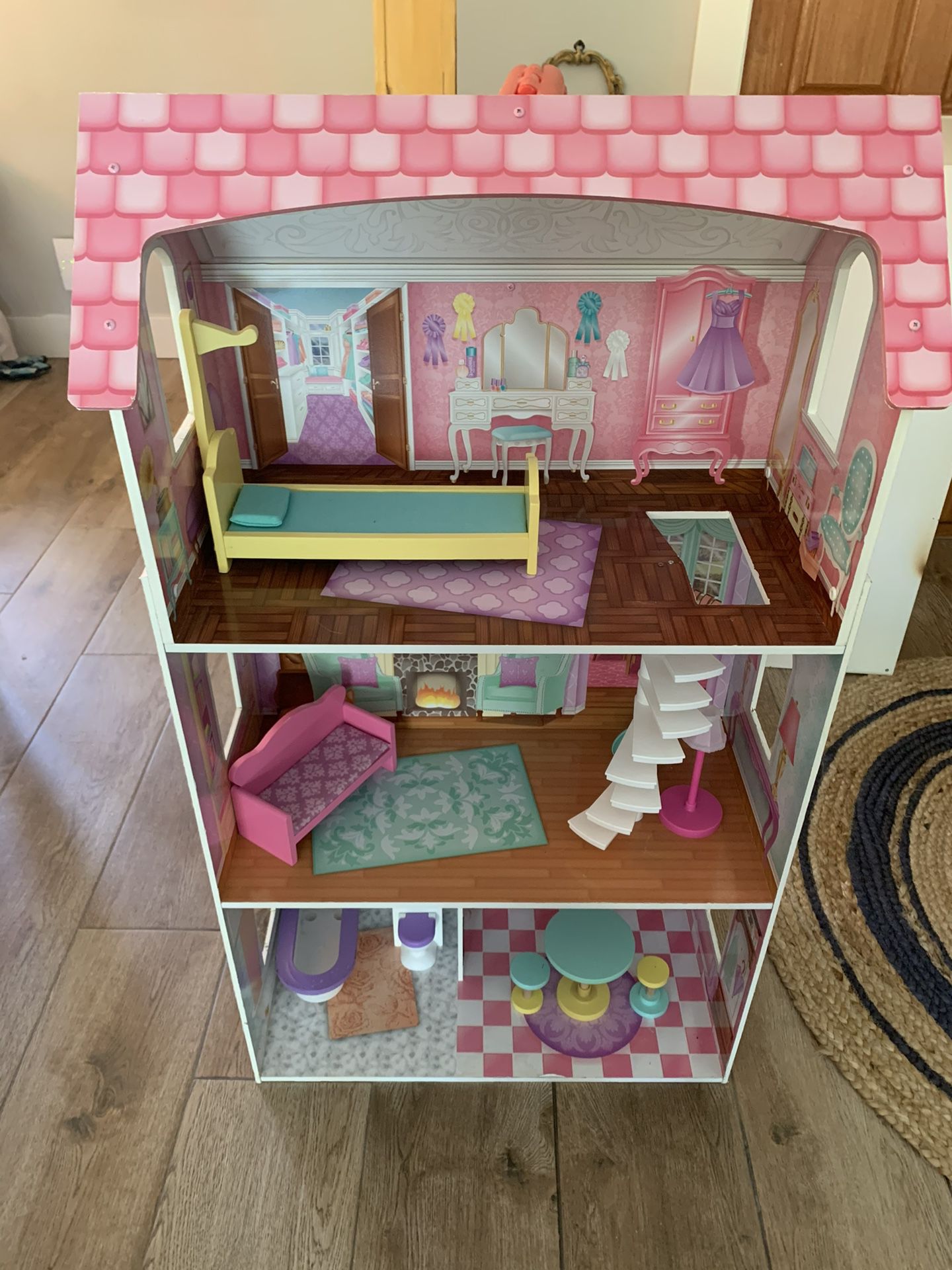 Large Doll House With Furniture 
