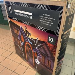 MM Haunted House Pre Lift 