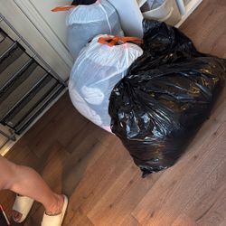 Free Cloths 