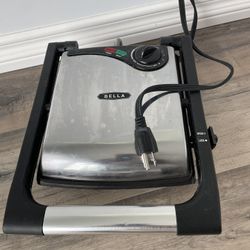 Panini Maker by Bella