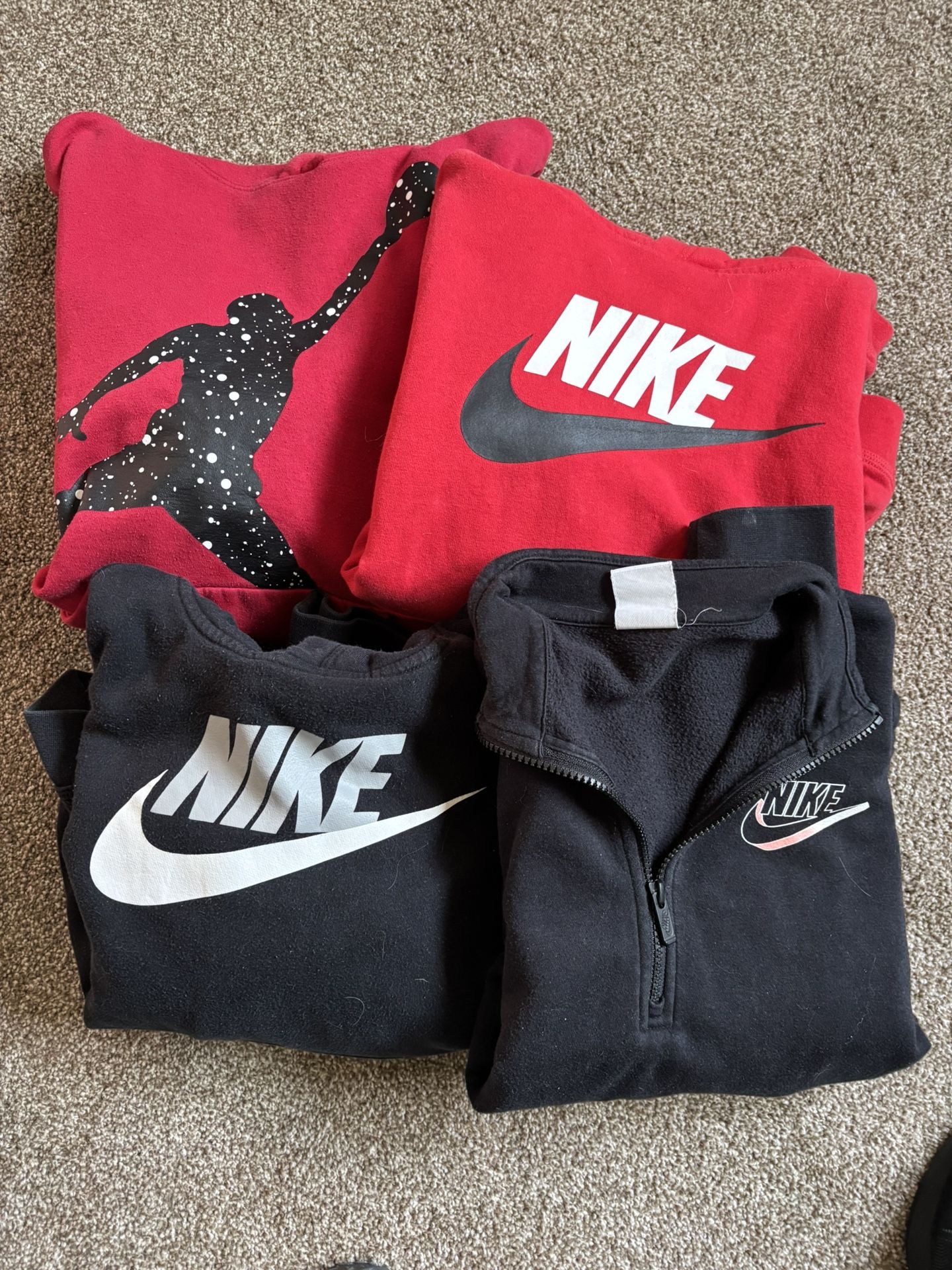 Nike Big Kids Large