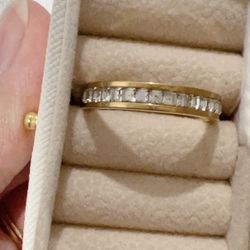Elegant Stainless Steel 18k Gold Zircon Band 