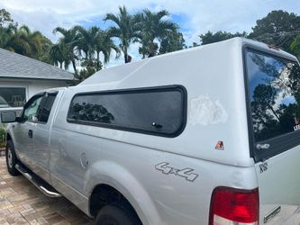 Truck topper Leer 8 foot