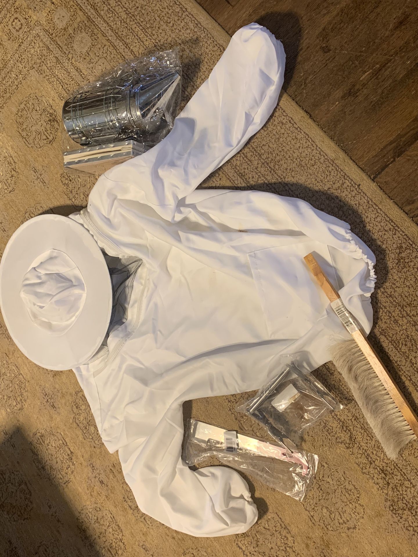 Bee keeper equipment- Never Used