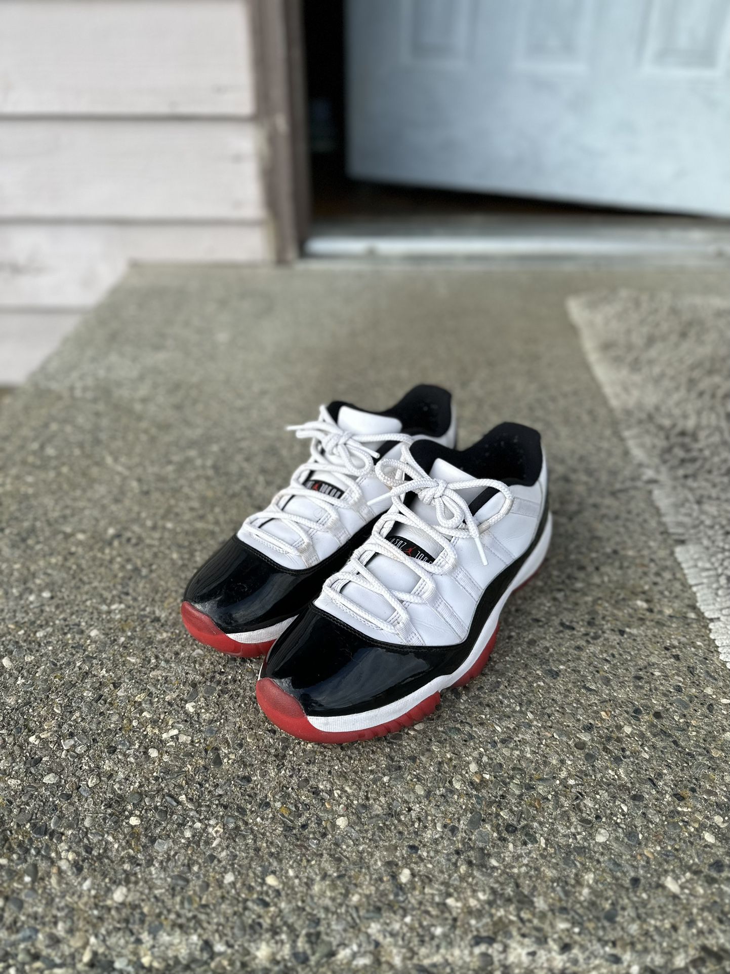 Jordan 11 Low Concords