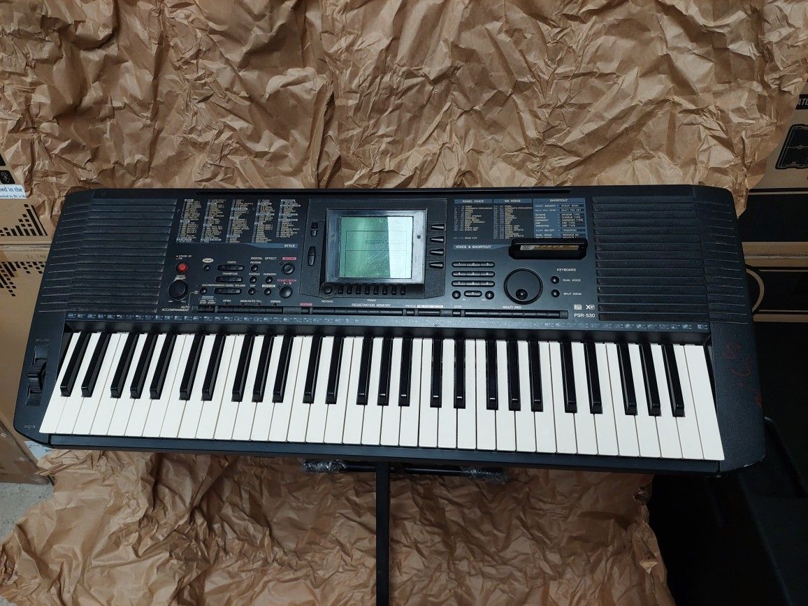 Yamaha PSR 530