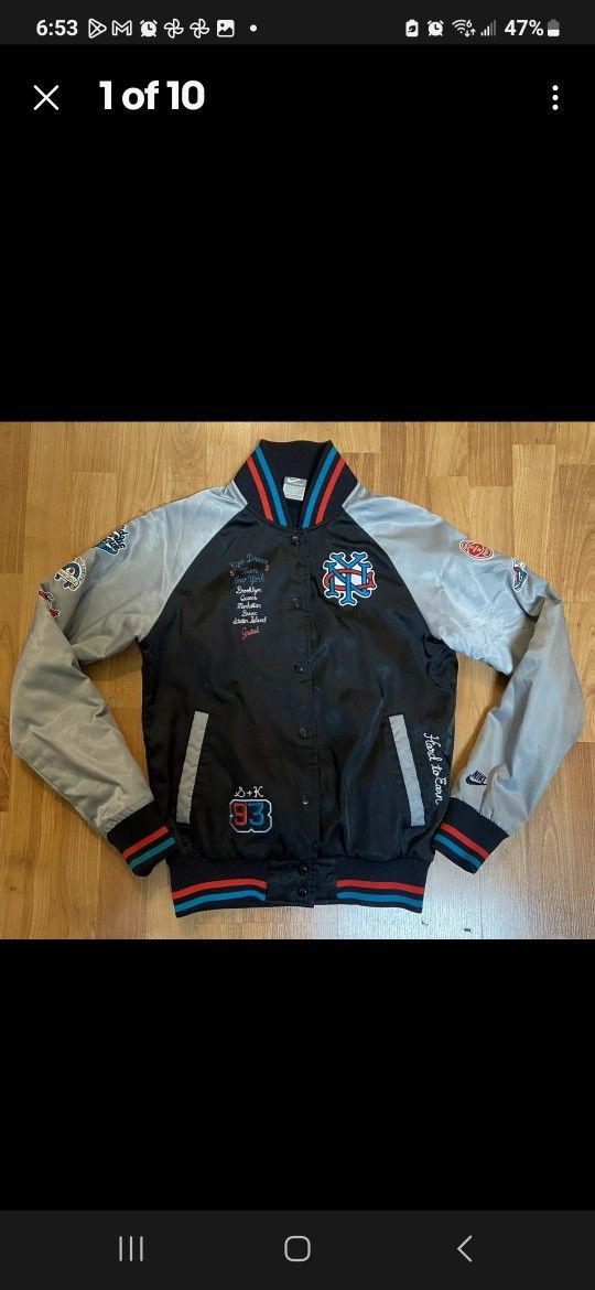 Women's Large (12-14) Super Rare Nike Grotesk Bomber Jacket