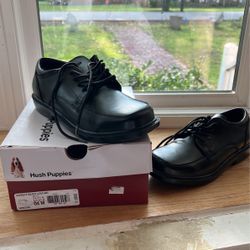 Boys Size 4 Hush Puppies Lace Ups NIB