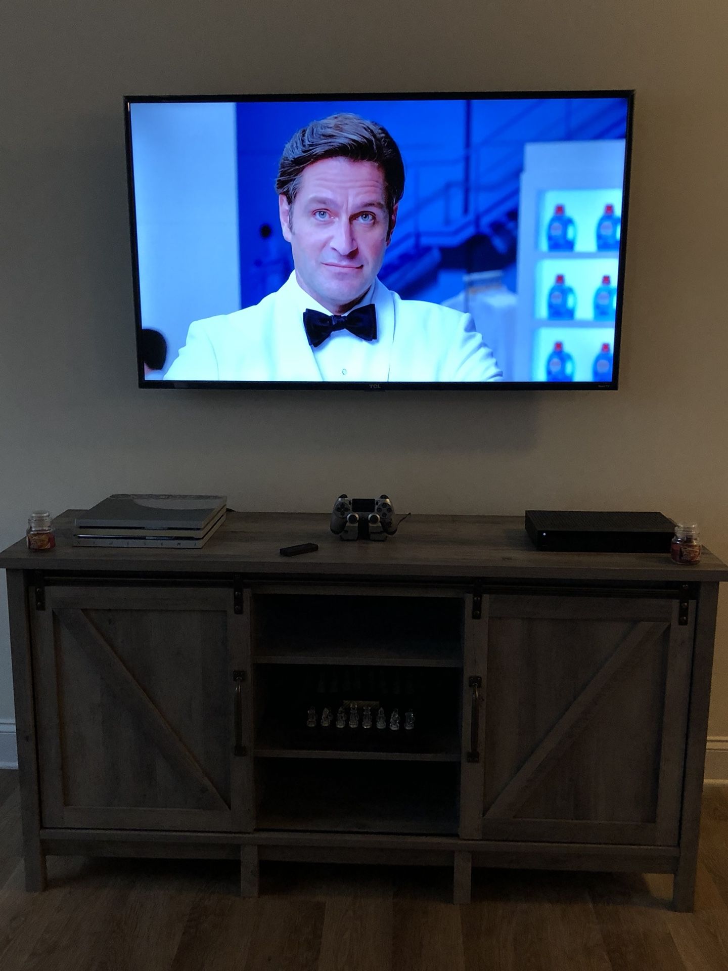 Tv wall mounting service AFFORDABLE AND CLEAN!!!!