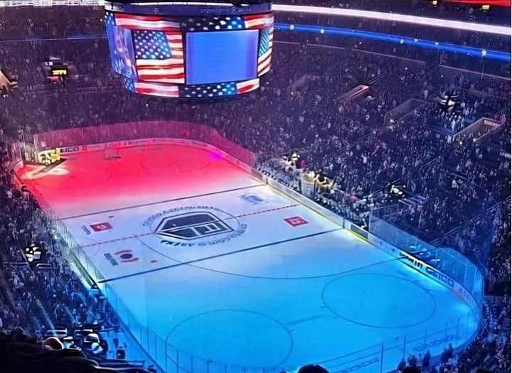 2  TICKETS - LA KINGS - Available GAMES in December - Sec. 312 - Row 6 -- Aisle Seats 