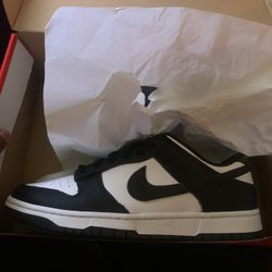 Nike panda dunks