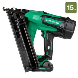 Metabo HPT 2-1/2in 15-gauge Cordless Angled Finish Nailer with Battery and Charger - New 