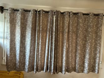 4 Curtain Panels