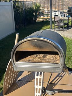Gozney Roccbox pizza oven